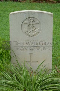 TRINCOMALEE WAR CEMETERY - DAVIS, KENNETH JOHN